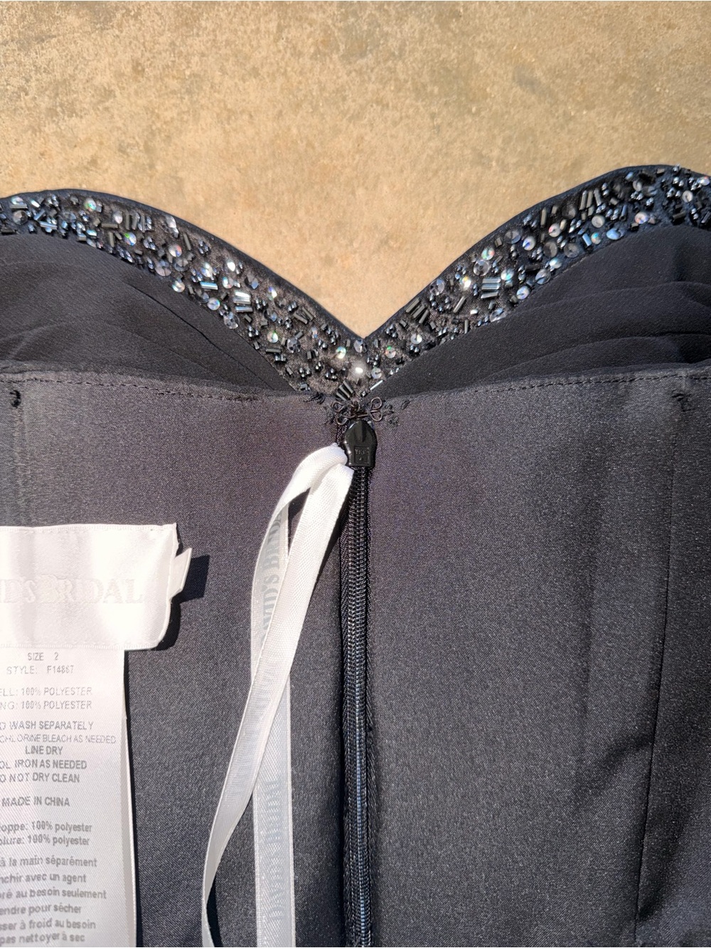 David’s Bridal Black Strapless Beaded Sweetheart Formal Dress Size 2 - Picture 12 of 12